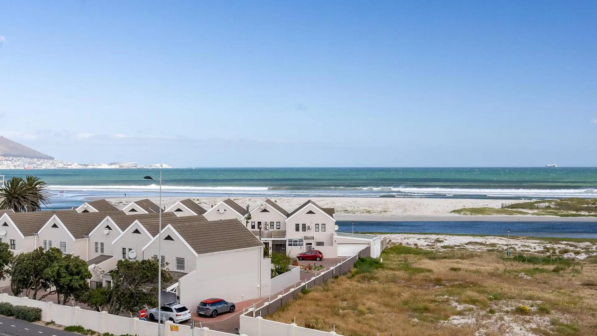 Burmeister 401 - 2 Bedroom Apartment Across From Ocean - Onsite Parking Le Cap Afrique du Sud